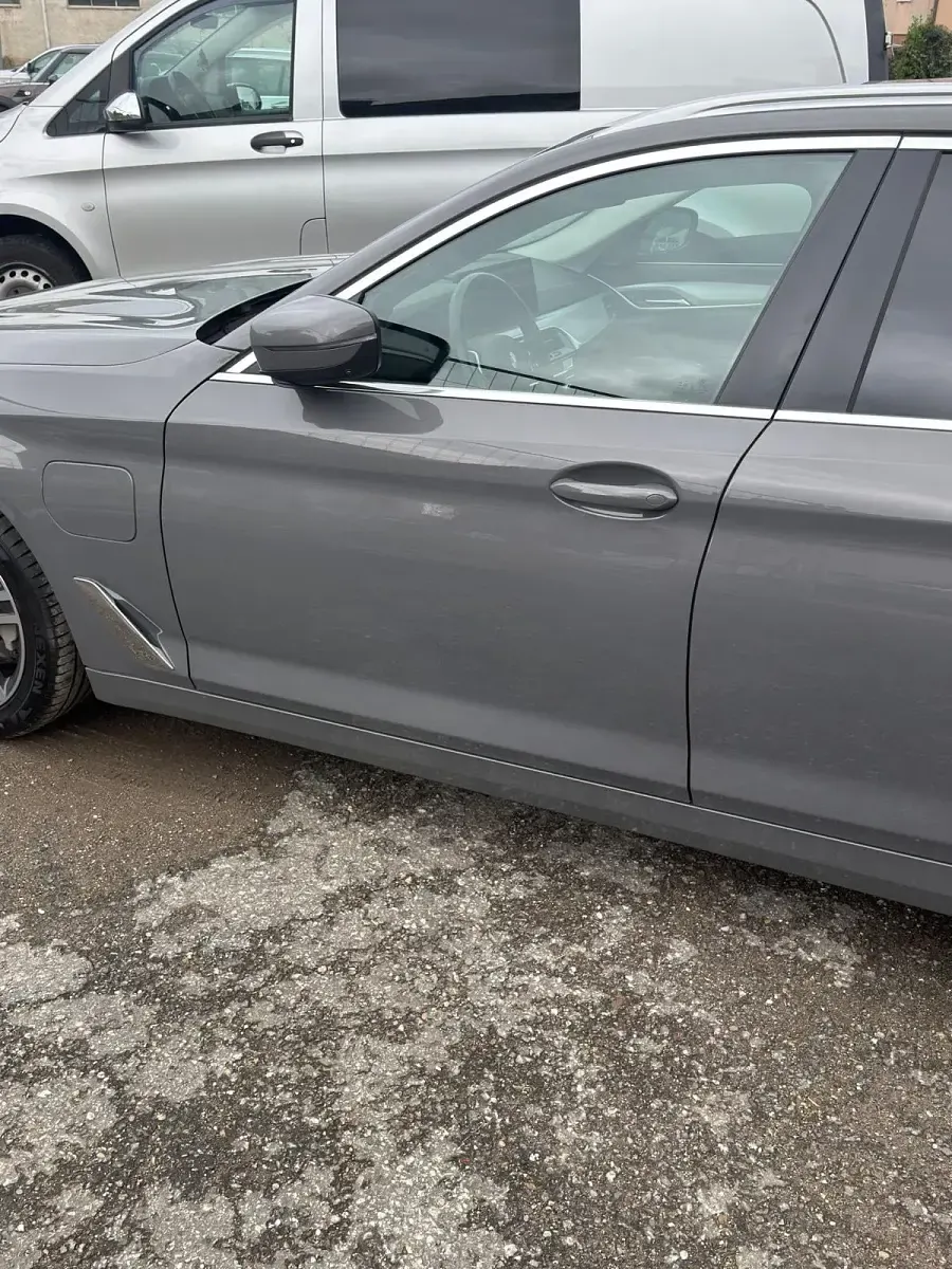 Gebraucht BMW 530e 2020 Grau Kombi