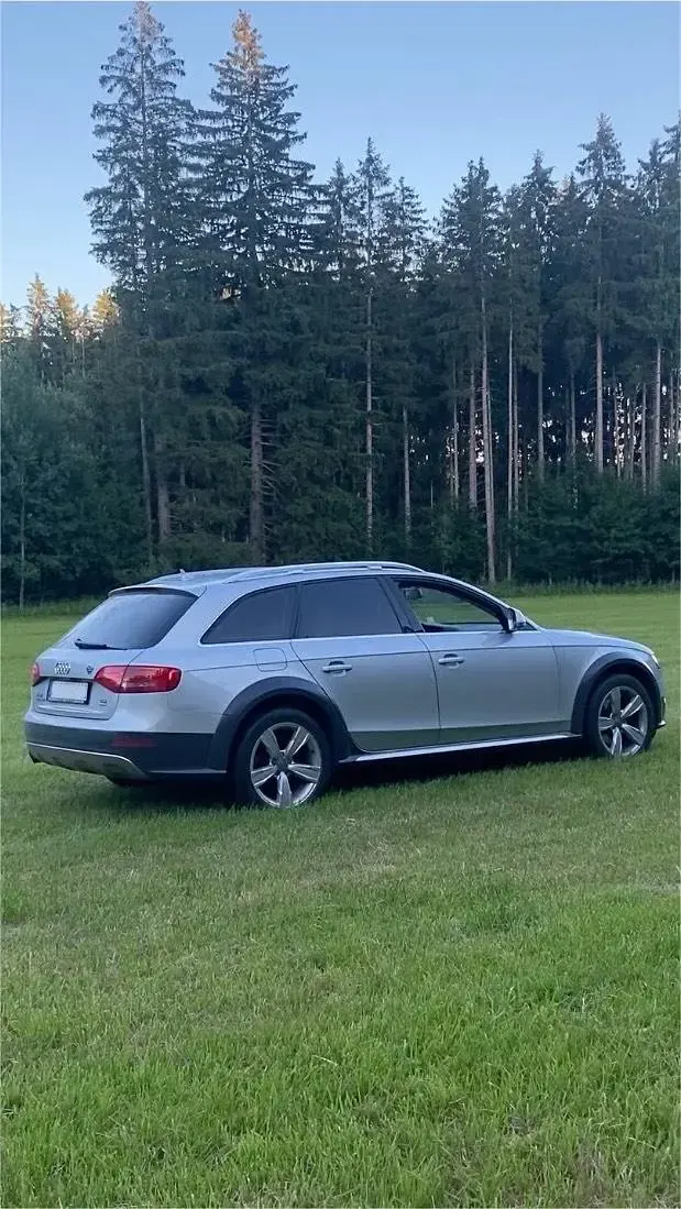 Gebraucht Audi A4 142 PS (104 kW) 2010 Silber Limousine