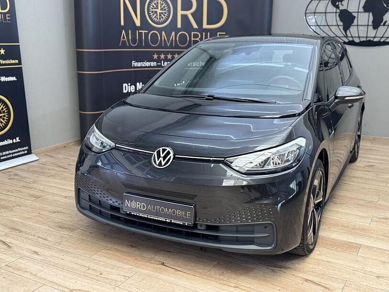 Gebraucht VW ID.3 Pure 110 kW (150 PS) 2022 Mangangrau metallic (metallic) Kleinwagen