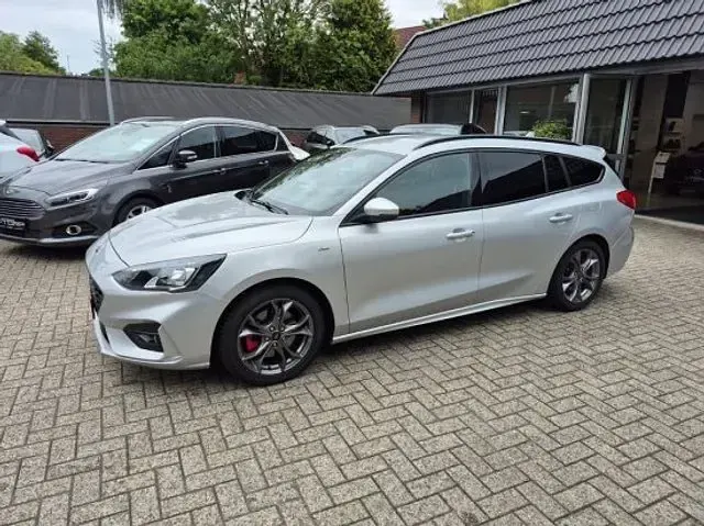Gebraucht Ford Focus ST-Line X 151 PS (111 kW) 2021 Silber Kombi