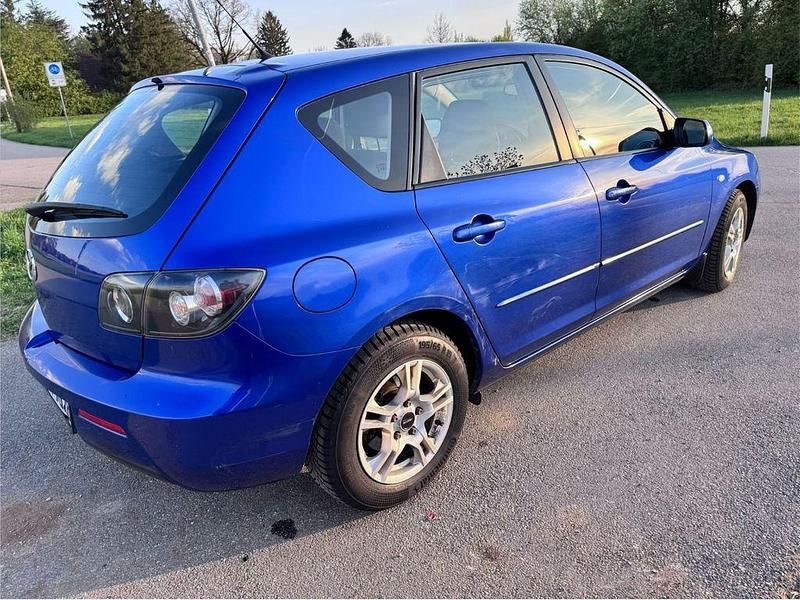 Second-hand Mazda 3 Active 105 CP (77 kW) 2006 Albastru Berlinǎ