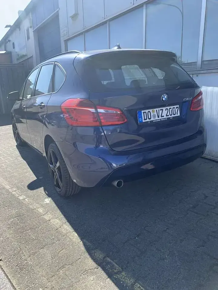 Gebraucht BMW 216 Active Tourer Advantage 116 PS (85 kW) 2015 Van / Kleinbus