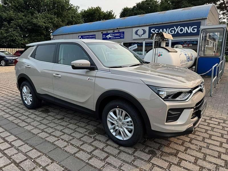 Neu Ssangyong (KGM) Korando 163 PS (119 kW) 2026 Latte greige metallic SUV