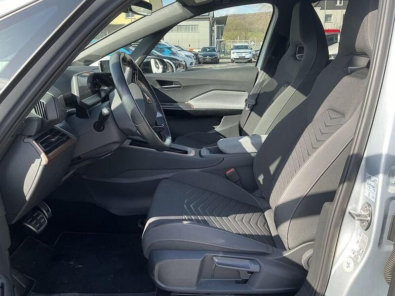 Second-hand Cupra Born 150 kW (204 CP) 2022 Argintiu Hatchback