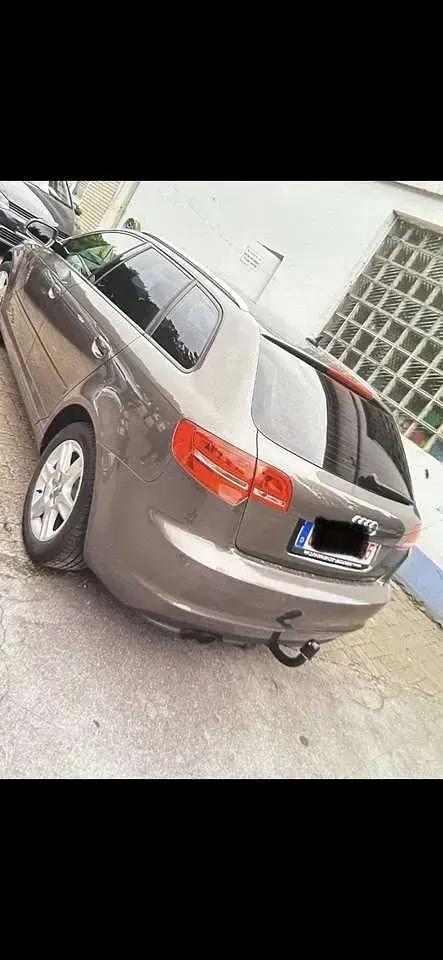 Gebraucht Audi A3 Attraction 125 PS (91 kW) 2011 Grau Kleinwagen
