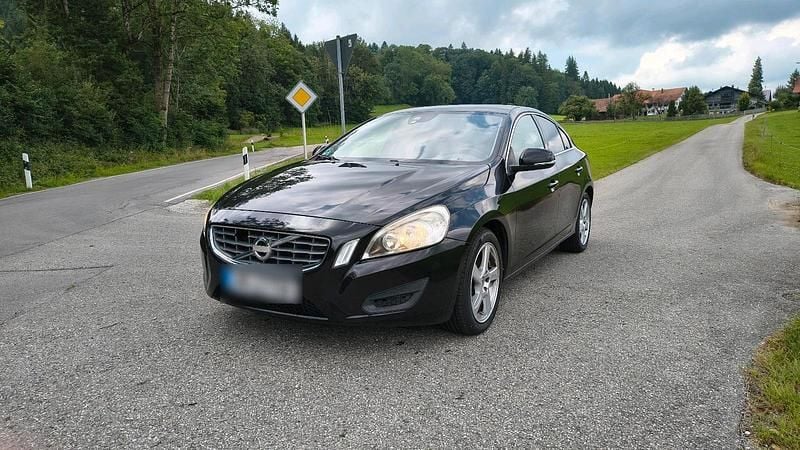 Schwarz Gebraucht 2011 Volvo S60 Limousine | 6.300 € (Guter Preis) - Bild 1/4