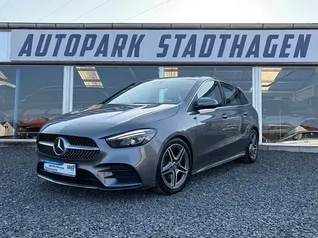 Gebraucht Mercedes B180 AMG line 136 PS (100 kW) 2019 Andere Kleinwagen