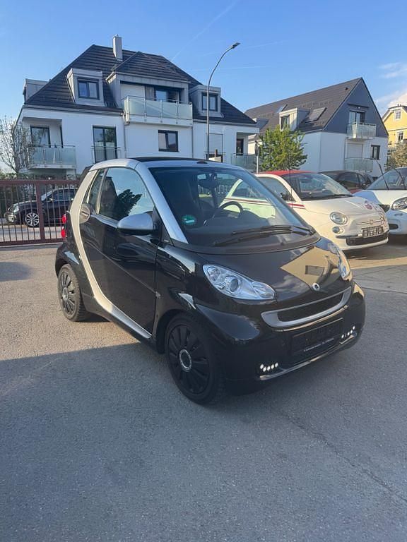 Używany Smart ForTwo Cabrio 71 KM (52 kW) 2011 Czarny Kabriolet