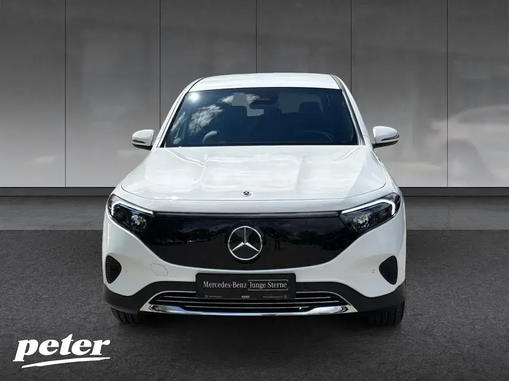Gebraucht Mercedes EQB300 Progressive 167 kW (228 PS) 2025 Unilack polarweiß SUV