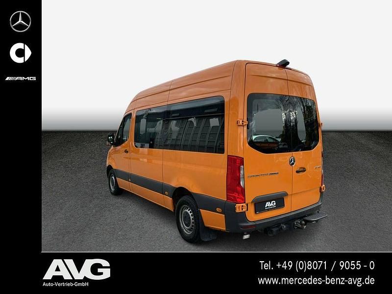 Gebraucht Mercedes Sprinter 170 PS (125 kW) 2022 Tieforange Van