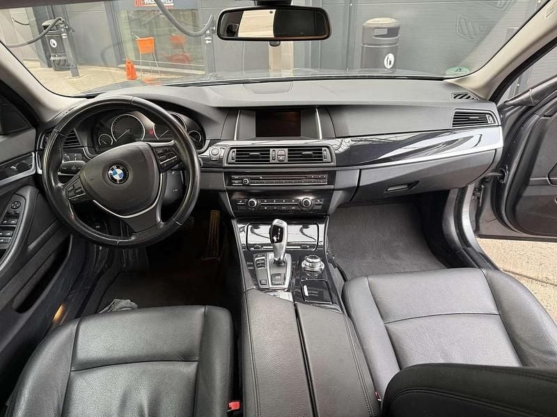 Second-hand BMW 520 190 CP (139 kW) 2016 Argintiu Break