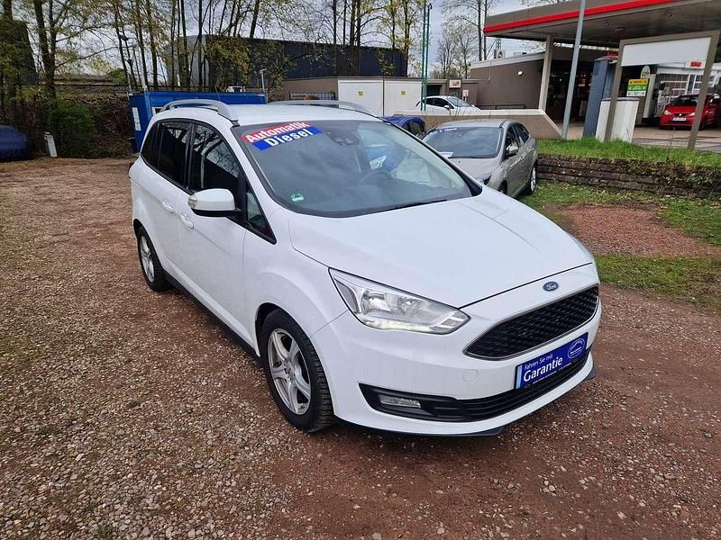 Gebraucht Ford Grand C-Max 120 PS (88 kW) 2019 Weiß Van / Kleinbus