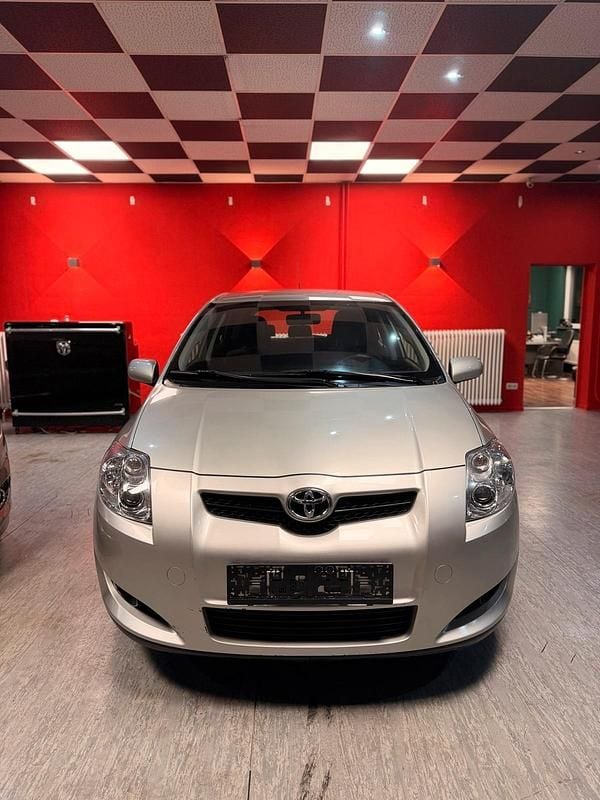 Gebraucht Toyota Auris 125 PS (91 kW) 2007 Silber Limousine