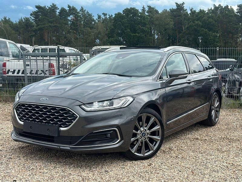 Grau Gebraucht 2020 Ford Mondeo Vignale Kombi | 14.300 € (Guter Preis) - Bild 1/4