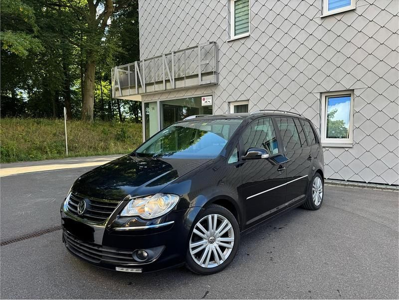 Schwarz Gebraucht 2007 VW Touran Highline Van / Kleinbus | 2.499 € (Guter Preis) - Bild 1/4