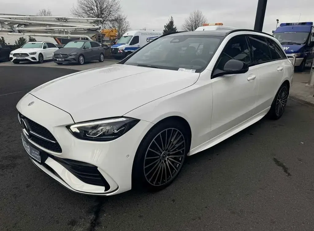 Gebraucht Mercedes C200 AMG line 204 PS (150 kW) 2022 Weiß Limousine