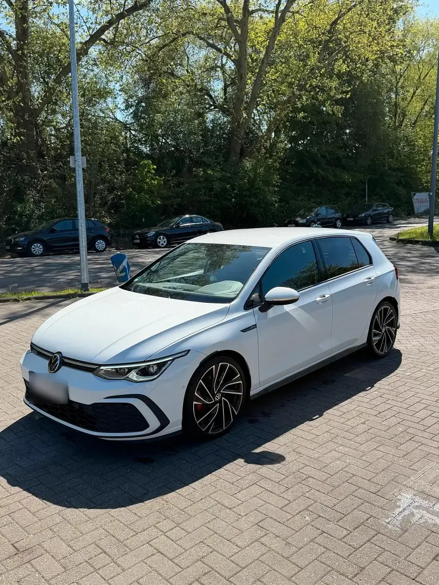 Gebraucht VW Golf VIII GTD 200 PS (147 kW) 2022 Weiß Limousine