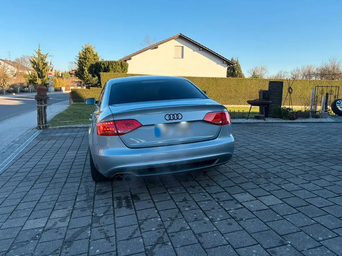 Gebraucht Audi A4 S-Line 160 PS (117 kW) 2011 Andere farben Limousine