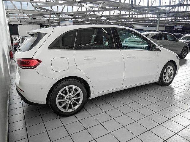 Gebraucht Mercedes B250e 218 PS (160 kW) 2022 Van / Kleinbus
