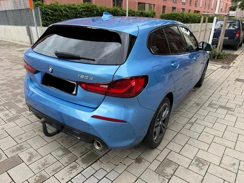Gebraucht BMW 120 Sport Line 190 PS (139 kW) 2020 Blau Limousine