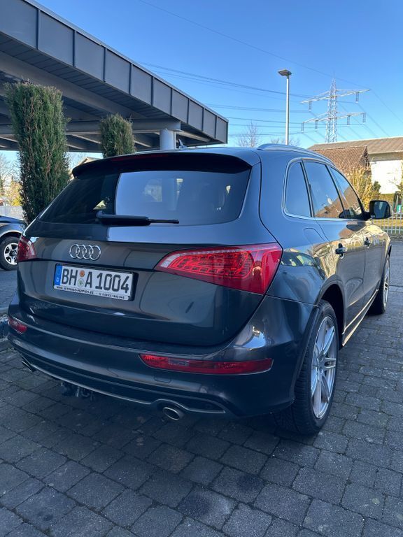 Grau Gebraucht 2011 Audi Q5 Ambiente SUV | 12.600 € (Fairer Preis) - Bild 1/4