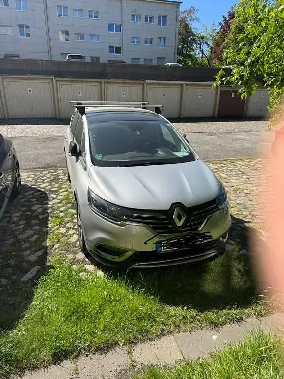 Gebraucht Renault Espace Intens 160 PS (117 kW) 2018 Silber Van / Kleinbus