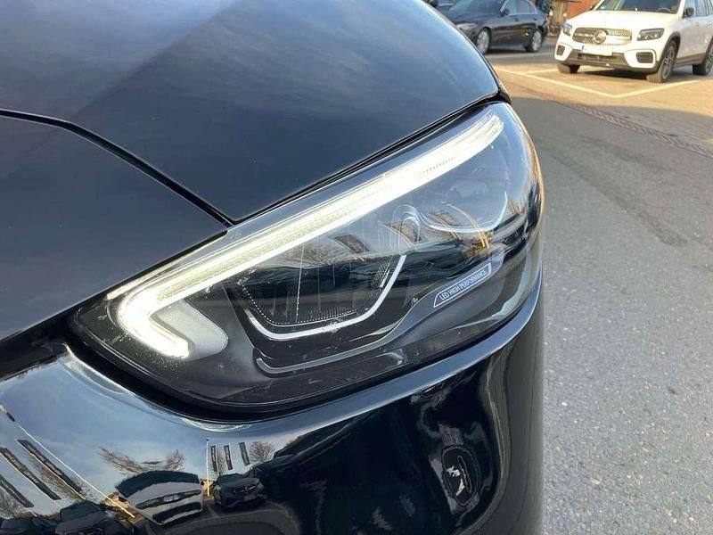 Gebraucht Mercedes C220 AMG 200 PS (147 kW) 2025 Unilack schwarz uni Limousine