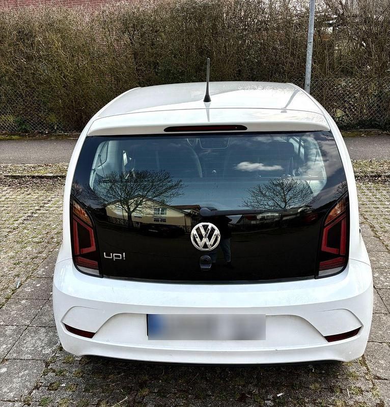 Second-hand VW up! move up! 75 CP (55 kW) 2017 Alb Hatchback
