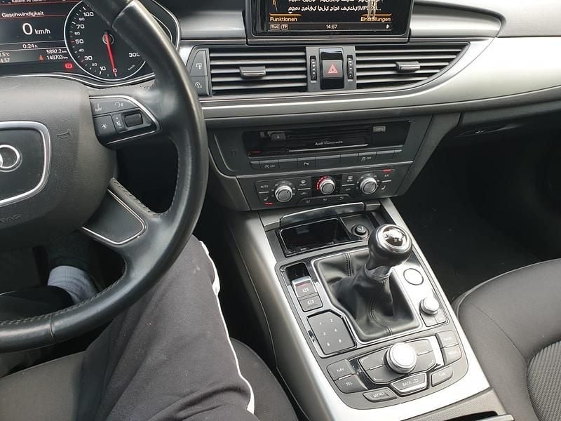 Gebraucht Audi A6 179 PS (131 kW) 2014 Schwarz Kombi