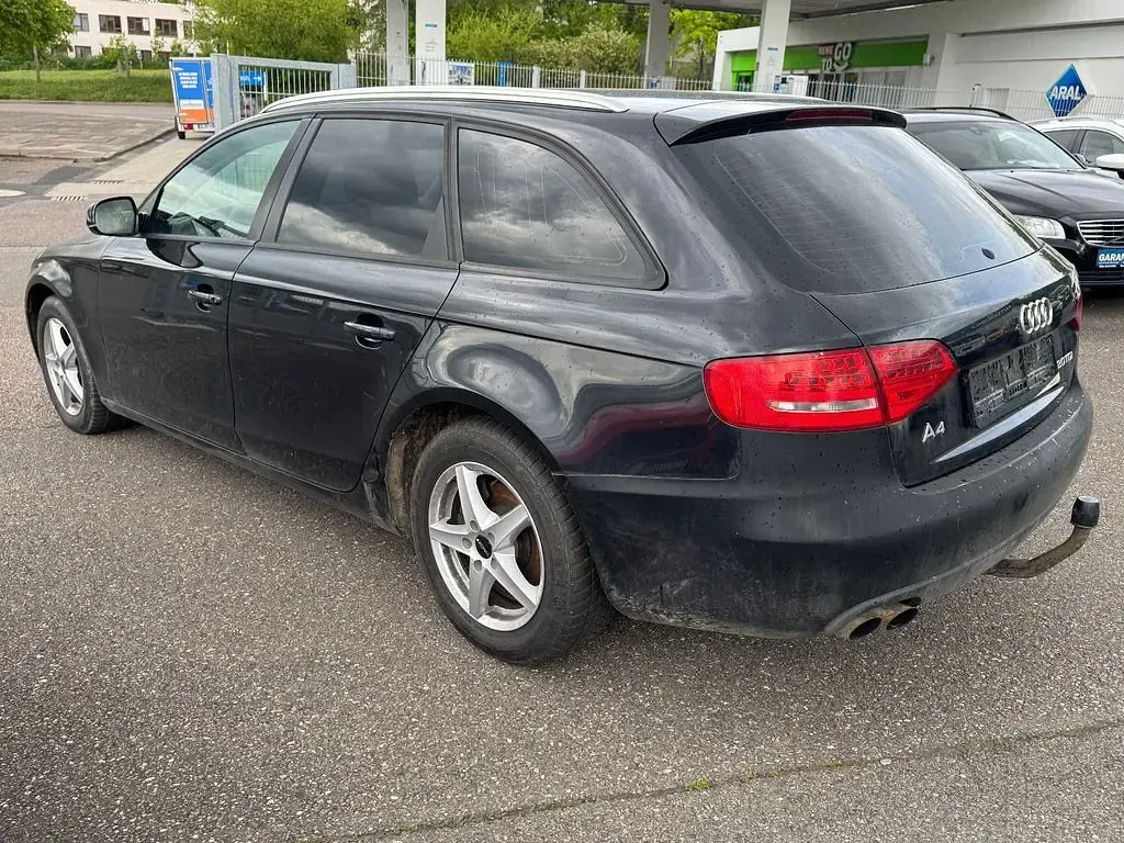 Usata Audi A4 Attraction 170 CV (125 kW) 2009 Nero Station wagon