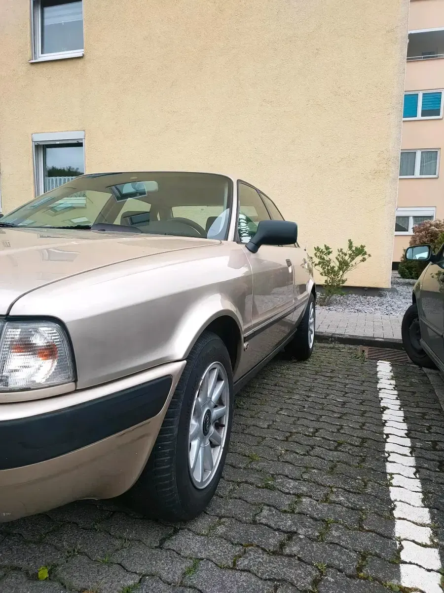 Gebraucht Audi 80 90 PS (66 kW) 1992 Gold Limousine