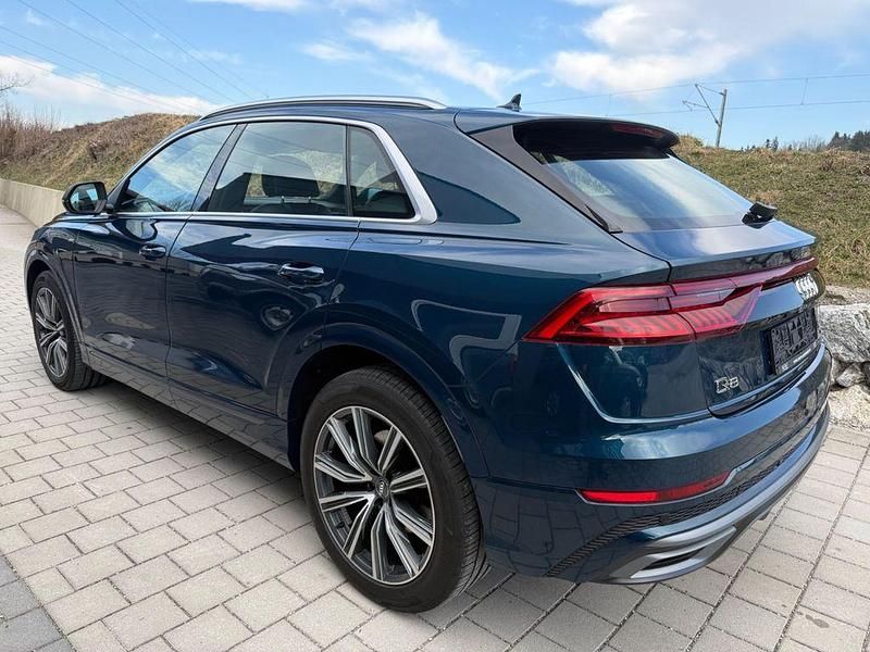 Gebraucht Audi Q8 S-Line 286 PS (210 kW) 2018 Blau SUV