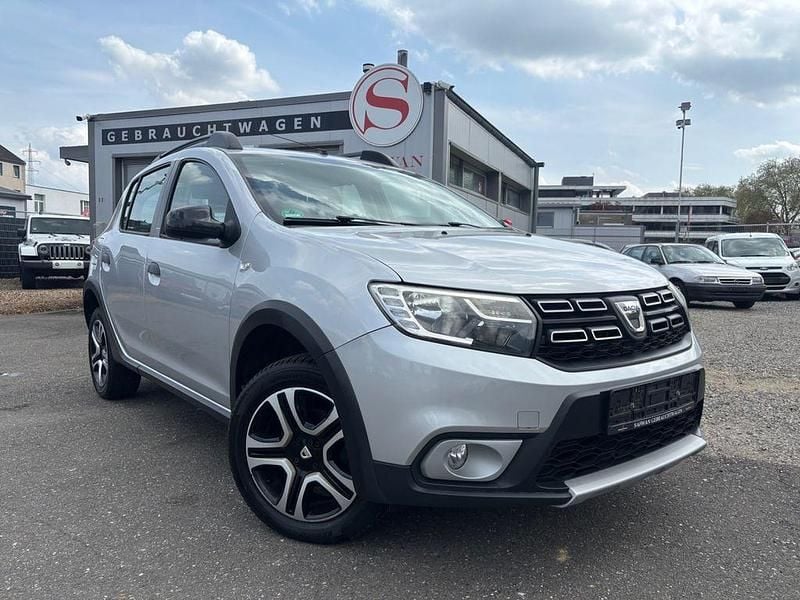 Gebraucht Dacia Sandero Celebration 90 PS (66 kW) 2018 Limousine