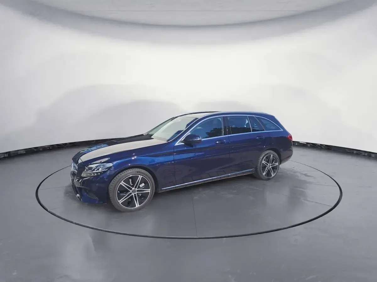 Gebraucht Mercedes E300 320 PS (235 kW) 2020 Blau Kombi