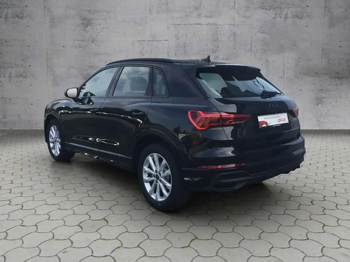 Gebraucht Audi Q3 S-Line 150 PS (110 kW) 2025 Schwarz SUV