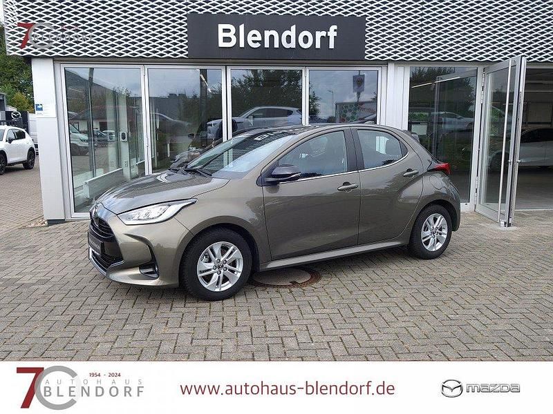 Monument bronze Gebraucht 2023 Mazda 2 Comfort Kleinwagen | 19.900 € (Guter Preis) - Bild 1/3
