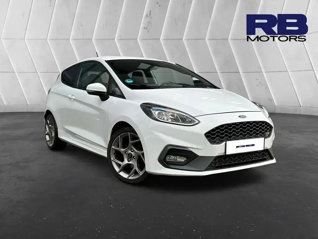 Gebraucht Ford Fiesta ST 200 PS (147 kW) 2018 Weiß Kleinwagen