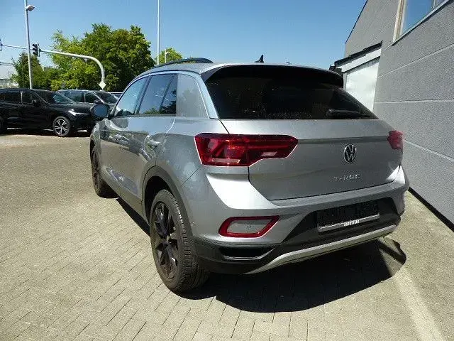 Gebraucht VW T-Roc Move 150 PS (110 kW) 2024 Pyrit silber SUV