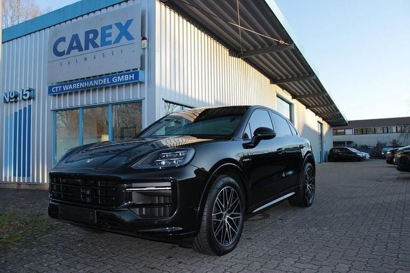 Neu Porsche Cayenne Coupe 470 PS (345 kW) 2025 Schwarz Coupé