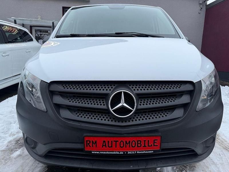 Gebraucht Mercedes Vito 163 PS (119 kW) 2017 Weiß Van