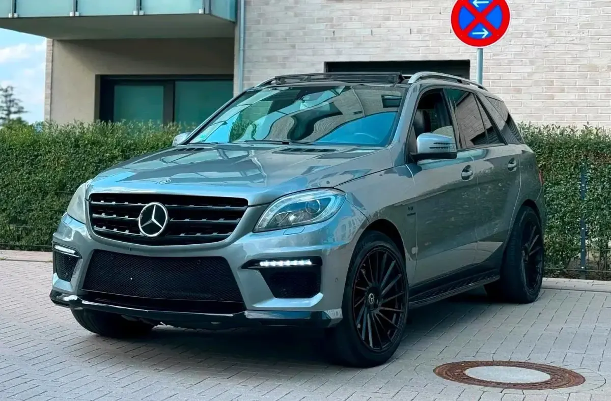 Gebraucht Mercedes ML350 AMG line 258 PS (189 kW) 2014 Grau SUV