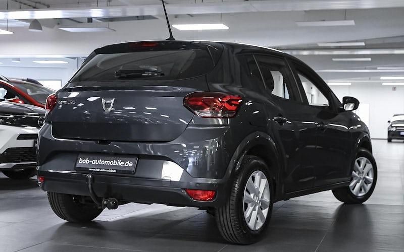 Gebraucht Dacia Sandero Expression 101 PS (74 kW) 2022 Grau Limousine
