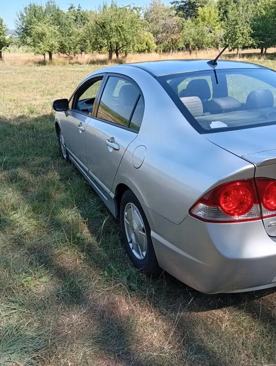 Gebraucht Honda Civic Hybrid 95 PS (69 kW) 2008 Silber Limousine