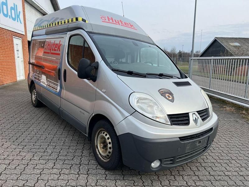 Gebraucht Renault Trafic 114 PS (83 kW) 2013 Grau Van / Kleinbus
