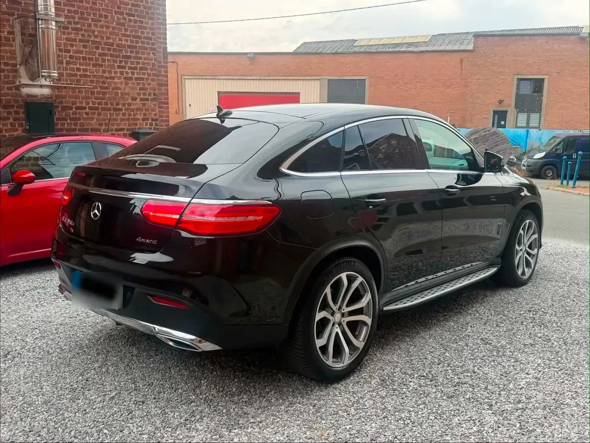 Gebraucht Mercedes GLE350 258 PS (189 kW) 2018 Schwarz SUV
