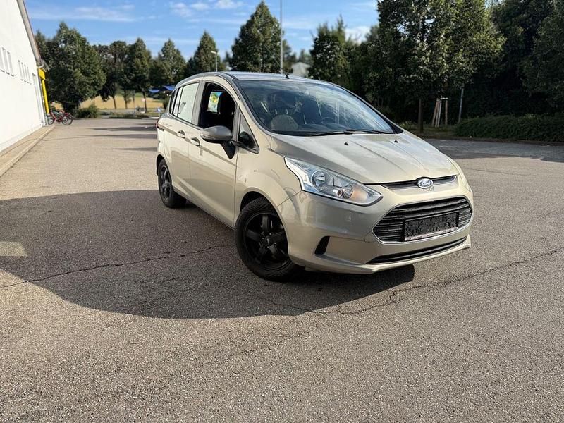 Beige Gebraucht 2013 Ford B-MAX Van / Kleinbus | 3.799 € (Etwas zu teuer) - Bild 1/4
