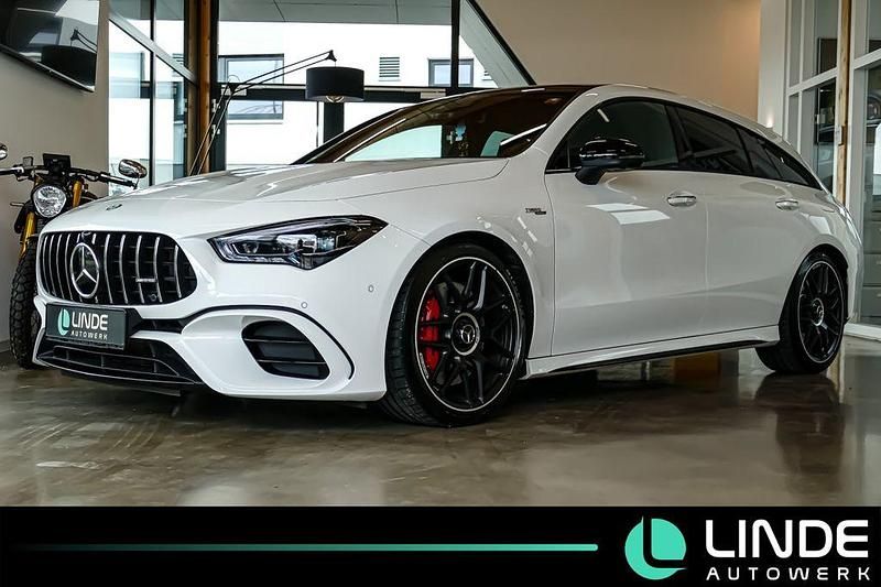 Weiß Gebraucht 2023 Mercedes CLA45 AMG Shooting Brake AMG Kombi | 55.900 € (Teuer) - Bild 1/4