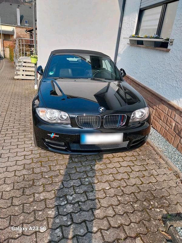 Gebraucht BMW 118 Cabriolet 143 PS (105 kW) 2008 Schwarz Cabrio
