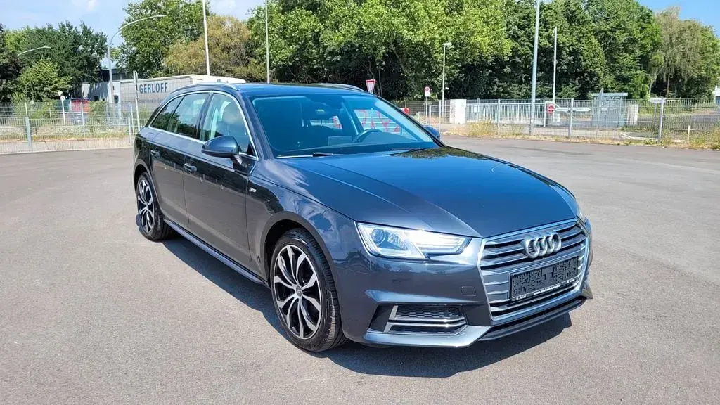 Gebraucht Audi A4 Sport 150 PS (110 kW) 2016 Grau Kombi