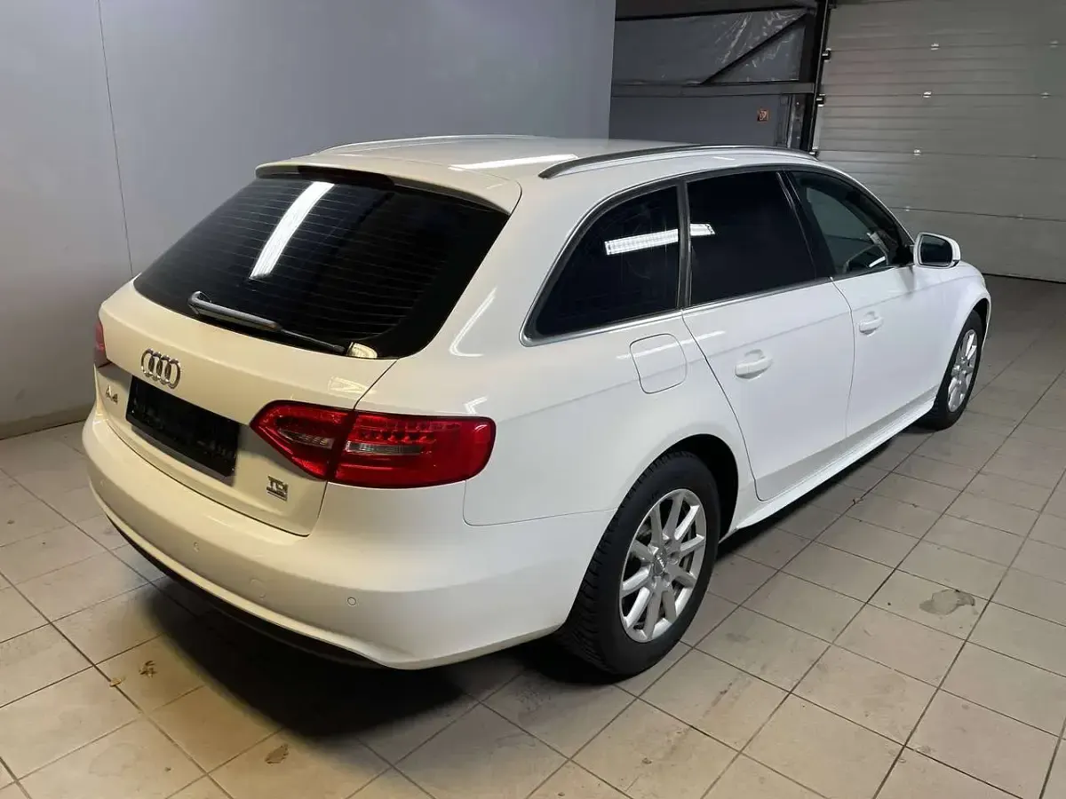 Gebraucht Audi A4 Ambiente 150 PS (110 kW) 2014 Other Kombi